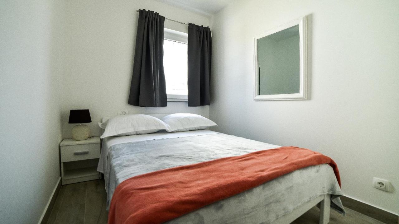 Holiday Home Mb Ražanj Exteriör bild
